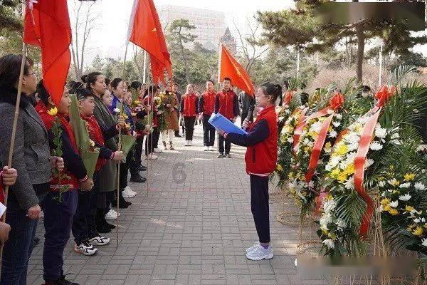 李佳琦与罗永浩两大流量对垒，谁才是双11首日带货王？游戏画面
